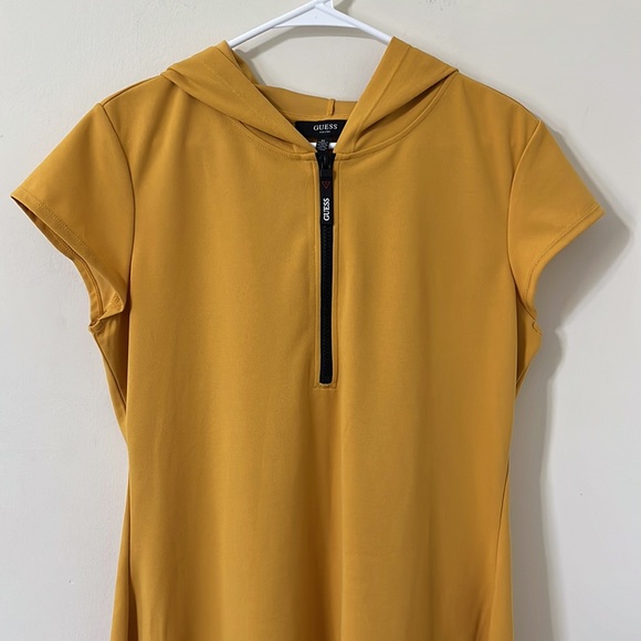 GUESS Mustard Yellow Quarter Zip Hooded Shirt Dress Size XL - Picture 2 of 9